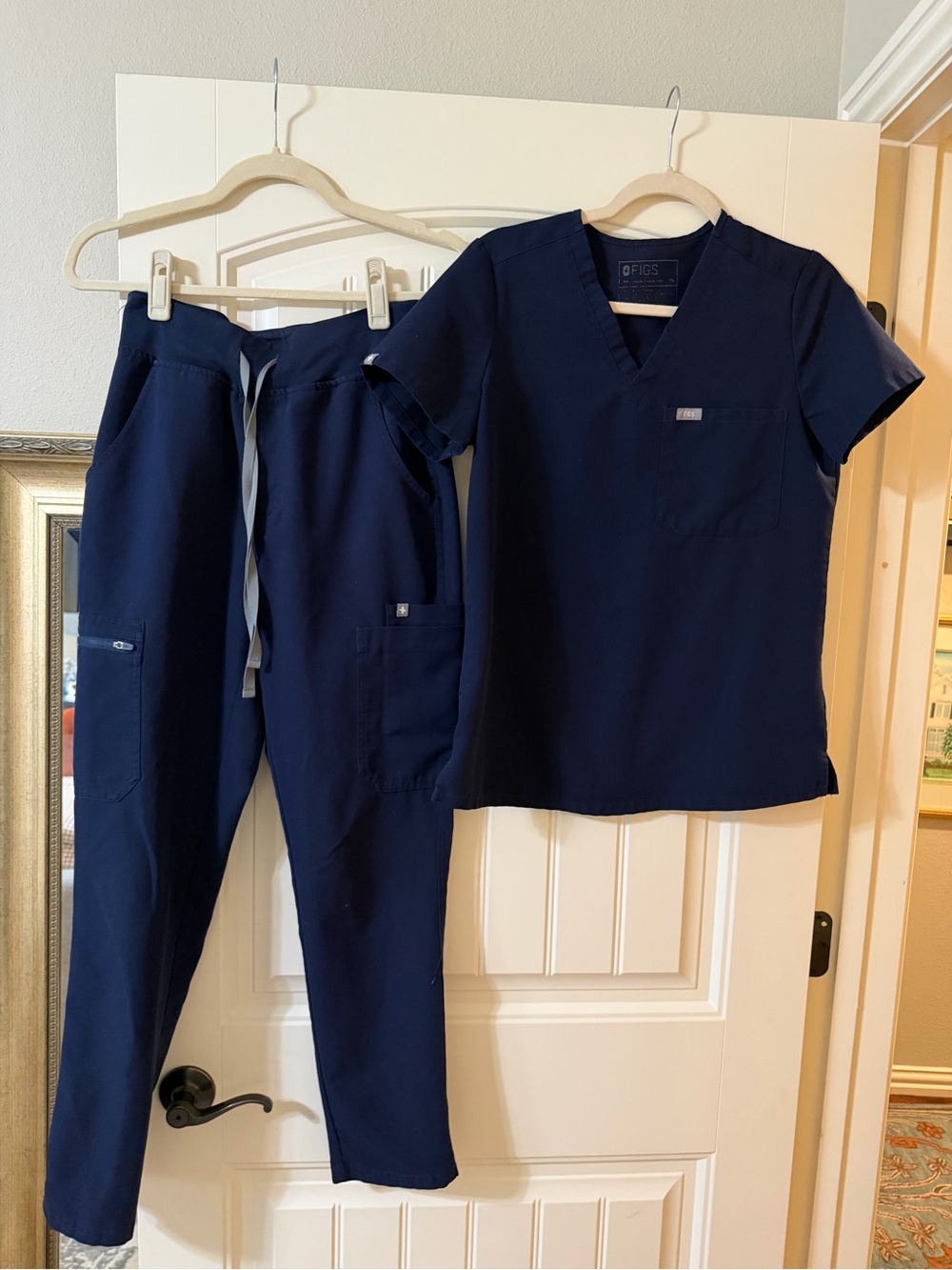 FIGS Navy Catarina + High Waisted Yola Skinny Scrub Set XS